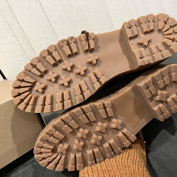 Sold NEW Steve Madden brown suede leather Sherpa boots - Picture 8 of 8